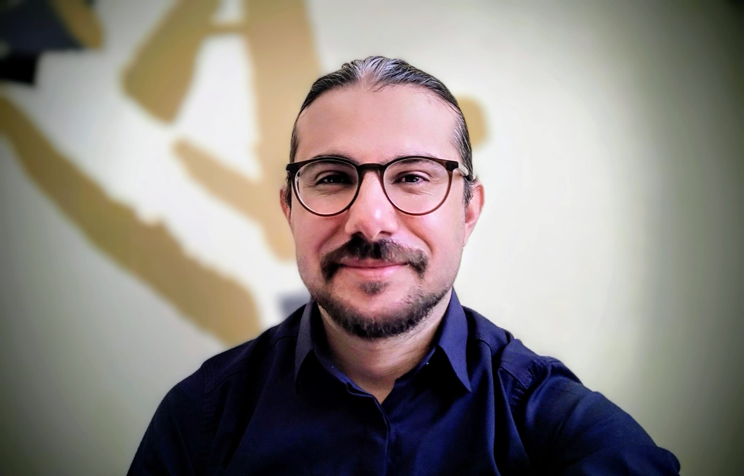 Kasra Parhun